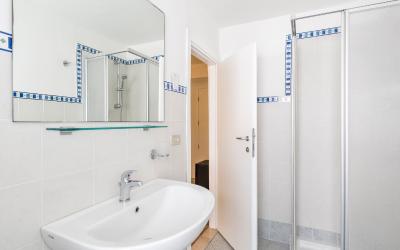 Camera Tripla Classic