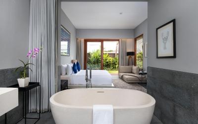 Vila 3-Kamar Tidur dengan Kolam Renang Pribadi