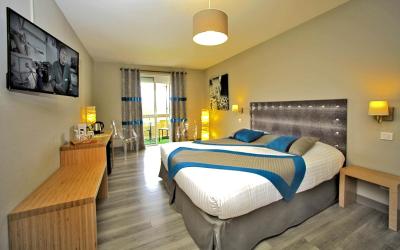 Chambre Lit King-Size avec Balcon