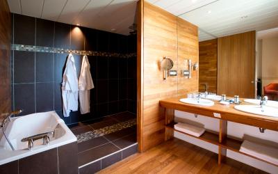 Chambre Double de Luxe avec vue sur la Garonne Chambre Double de Luxe avec vue sur la Garonne