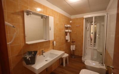 Camera Quadrupla Classic