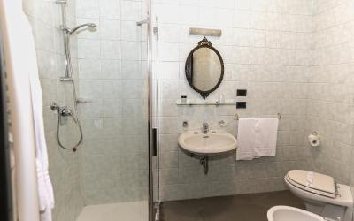 Camera Quadrupla con Bagno Privato 