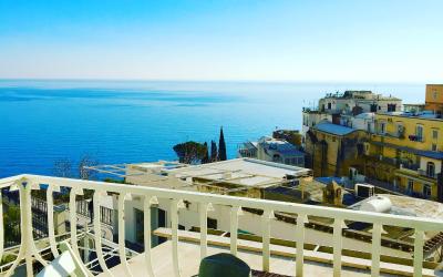 Camera Matrimoniale/Doppia con Letti Singoli con Balcone 
