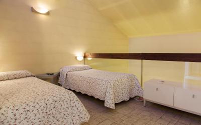 Camera Familiare con Bagno Privato