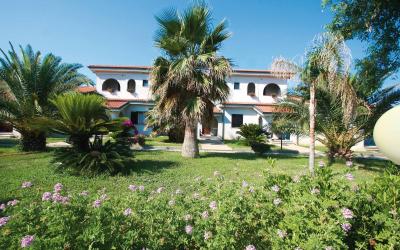 Camera Tripla Comfort