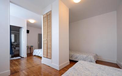 Chambre Quadruple avec Salle de Bains Privative