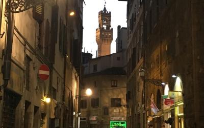 Camera Matrimoniale con Bagno in Comune 