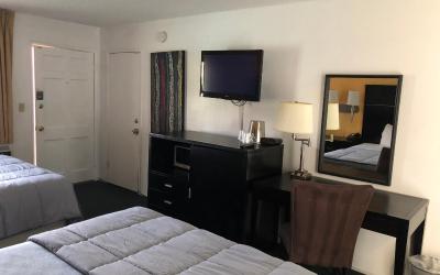 Standard Double Room with Two Double Beds