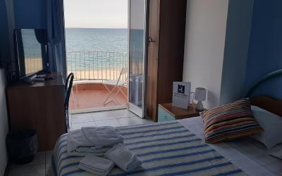 Camera Familiare con Vista Mare 