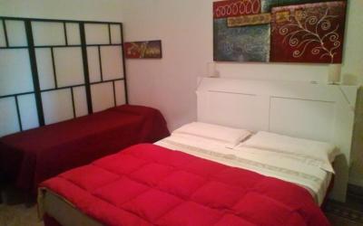 Camera Tripla Basic con Bagno in Comune