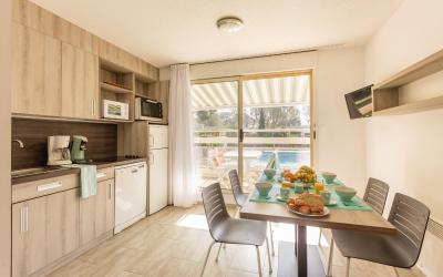 Appartement 2u00a0Chambres en Duplex avec Alcu00f4ve de Couchage et Balcon (6u00a0Personnes)u00a0-u00a0Vue sur Jardin Appartement 2u00a0Chambres en Duplex avec Alcu00f4ve de Couchage et Balcon (6u00a0Personnes)u00a0-u00a0Vue sur Jardin