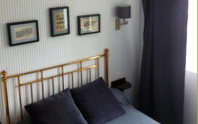 Chambre Quadruple avec Salle de Bains Commune