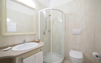 Camera Matrimoniale con Vista Lago