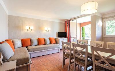 Appartement 1u00a0Chambre avec Coin Nuit dans Alcu00f4ve et Terrasse ou Balcon (6u00a0Personnes)u00a0-u00a0Vue sur Riviu00e8re