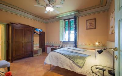 Ampia Camera Matrimoniale/Doppia con Letti Singoli