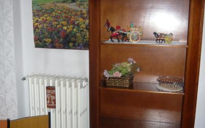 Camera Doppia con Letti Singoli e Bagno in Comune