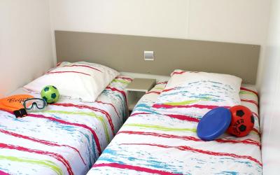 Mobile Home de Luxe (6 Personnes) Mobile Home de Luxe (6 Personnes)