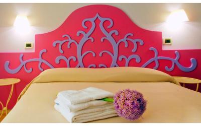 Camera Matrimoniale con Balcone e Vista Mare