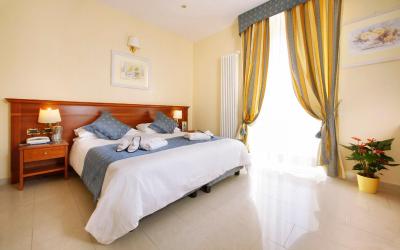 Camera Matrimoniale Superior