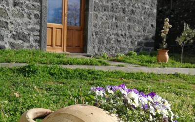 Camera Familiare con Vista Giardino