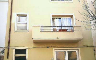 Monolocale con Balcone Monolocale con Balcone