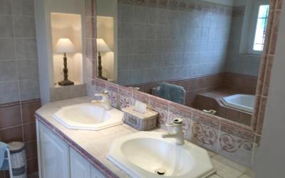 Chambre Double avec Salle de Bains Privative Chambre Double avec Salle de Bains Privative