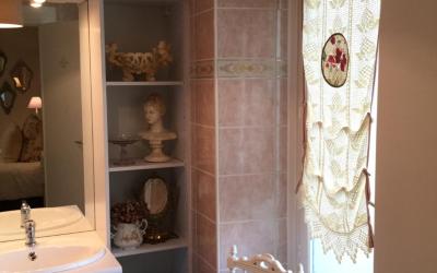 Chambre Familiale avec Salle de Bains Privative Chambre Familiale avec Salle de Bains Privative