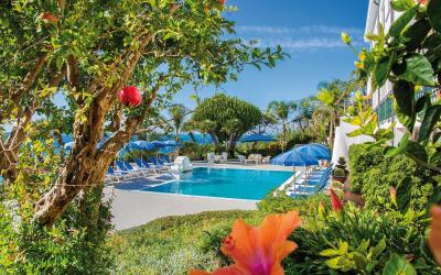 Camera Matrimoniale/Doppia con Letti Singoli con Balcone e Vista Mare