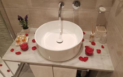 Camera Matrimoniale/Doppia con Letti Singoli con Bagno Privato