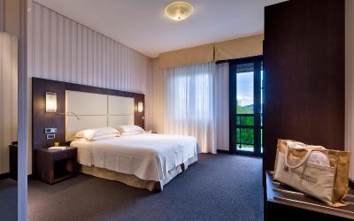 Camera Superior Matrimoniale/Doppia con Letti Singoli 