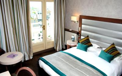 Chambre Double u00c9meraude avec Vue sur la Ville 