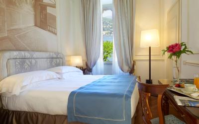 Camera Matrimoniale Classic con Vista Lago