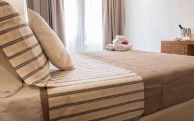 Camera Deluxe Matrimoniale/Doppia con Letti Singoli