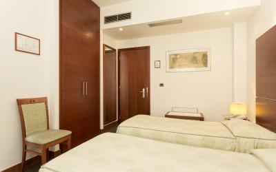 Camera Doppia con Letti Singoli