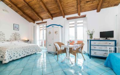 Camera Tripla con Vista Cittu00e0