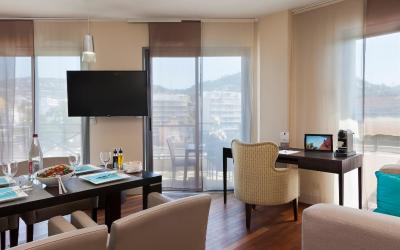 Suite Exu00e9cutive avec Terrasse Suite Exu00e9cutive avec Terrasse