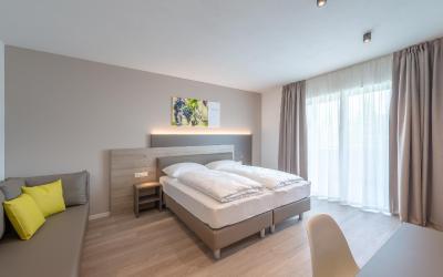 Camera Matrimoniale con Vista Piscina