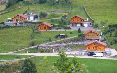 Chalet (9 Adultes) Chalet (9 Adultes)