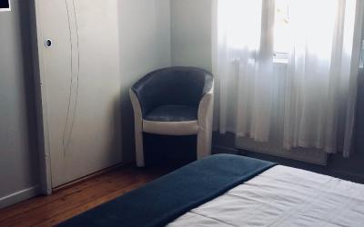 Chambre Lit Queen-Size Chambre Lit Queen-Size