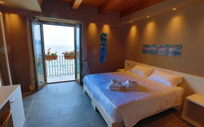 Camera Deluxe con Balcone e Vista Mare