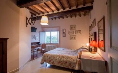 Camera Doppia con Letti Singoli con Bagno Privato 