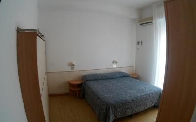 Camera Matrimoniale/Doppia con Letti Singoli