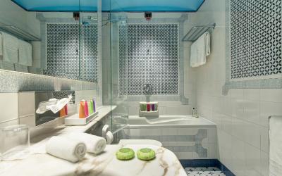  Camera Premier Matrimoniale/Doppia con Letti Singoli