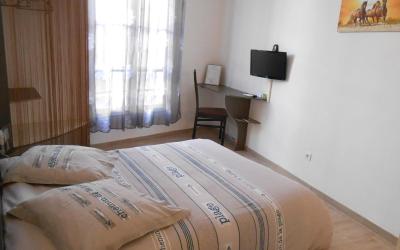 Chambre Double avec Salle de Bains Privative - Raymond VII 