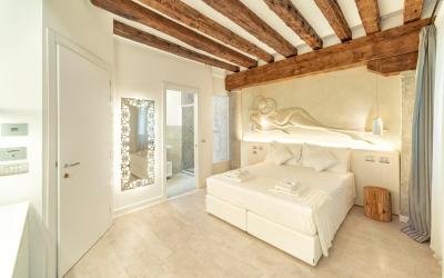 Camera Matrimoniale/Doppia con Letti Singoli