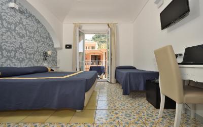 Camera Tripla con Balcone