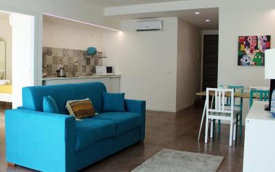 Appartamento con 1 Camera da Letto e Balcone Appartamento con 1 Camera da Letto e Balcone
