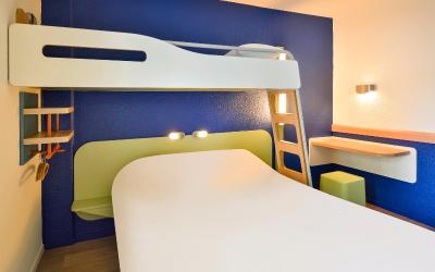 Chambre Double Standard avec Lits Superposu00e9s Chambre Double Standard avec Lits Superposu00e9s