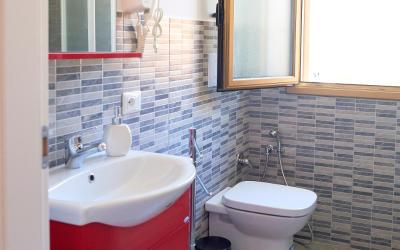 Camera Matrimoniale con Balcone e Vista Mare