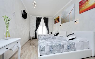 Camera Quadrupla Deluxe